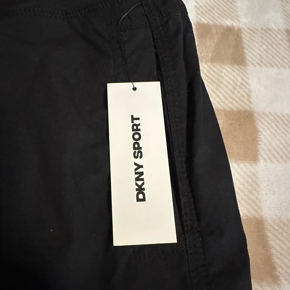 DKNY Sport Black Women’s Cargo Jogger Pants NWT - Picture 3 of 7